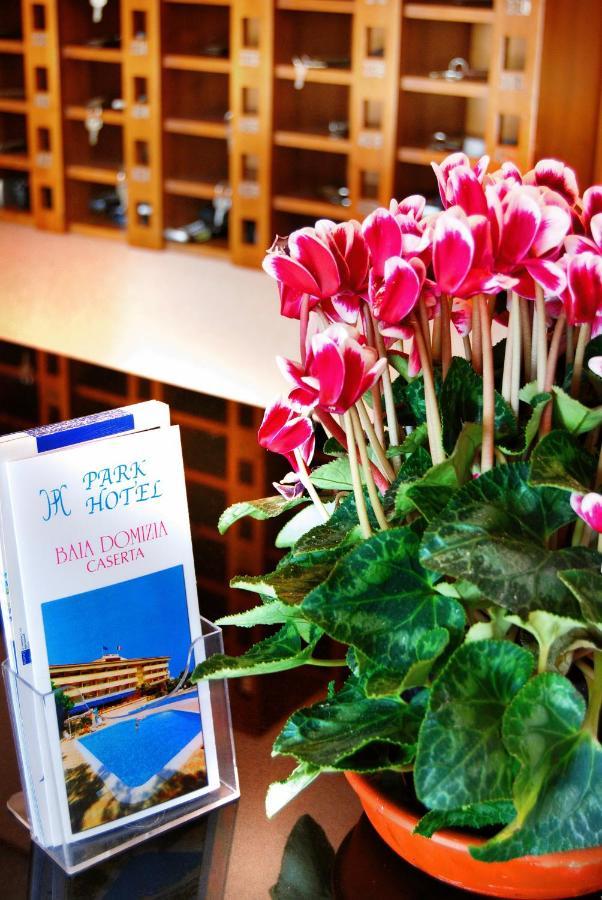 Park Hotel Baia Domizia Dış mekan fotoğraf
