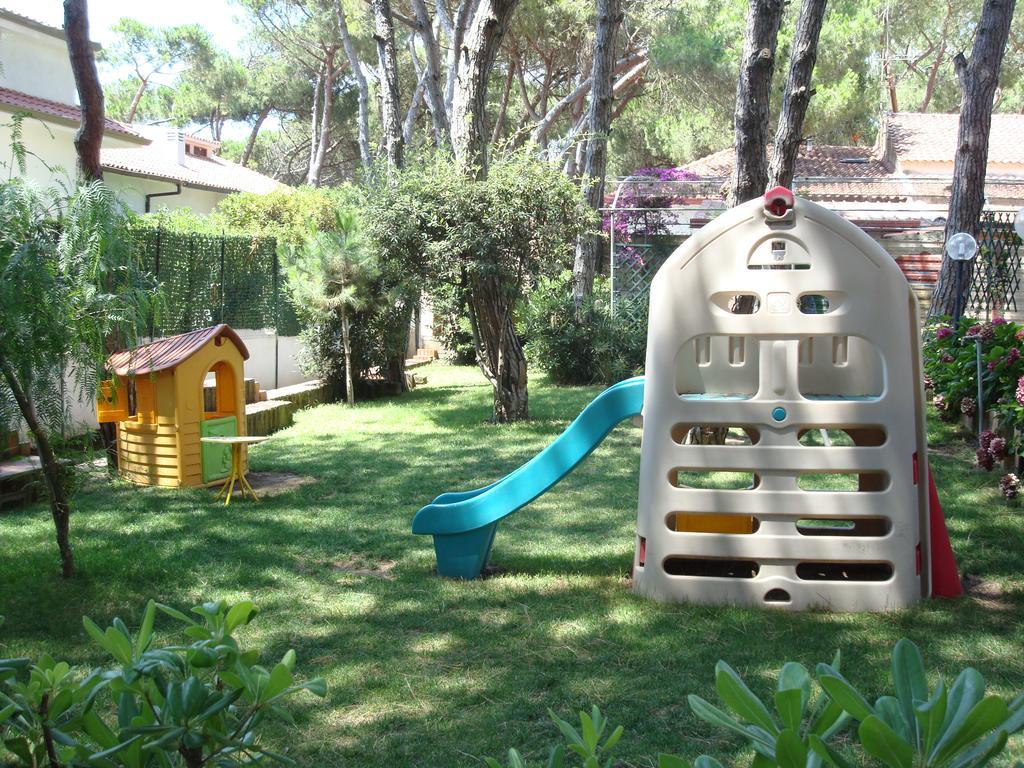 Park Hotel Baia Domizia Dış mekan fotoğraf