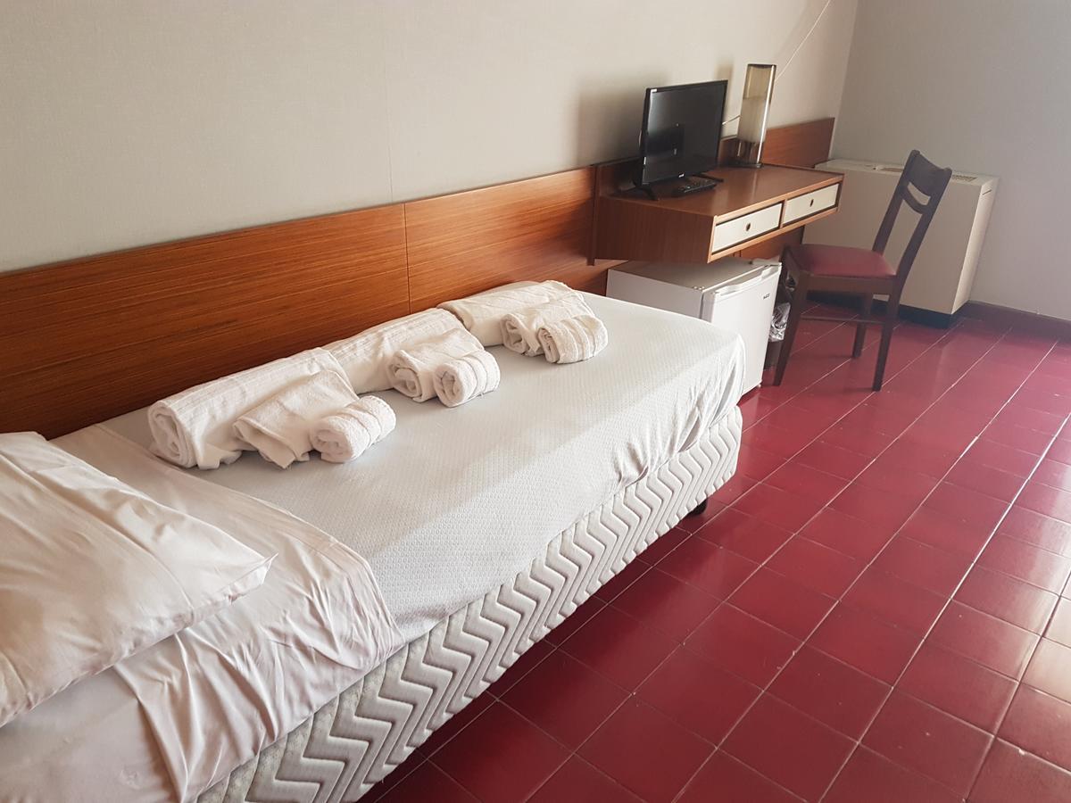 Park Hotel Baia Domizia Dış mekan fotoğraf