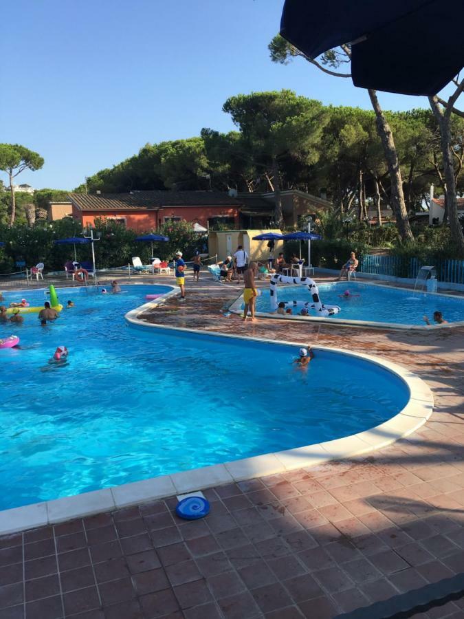 Park Hotel Baia Domizia Dış mekan fotoğraf